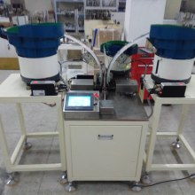 浙江臺州市黃巖勤達工藝品廠 專注于鉛筆、木桶、拉簧人等木工藝品生產